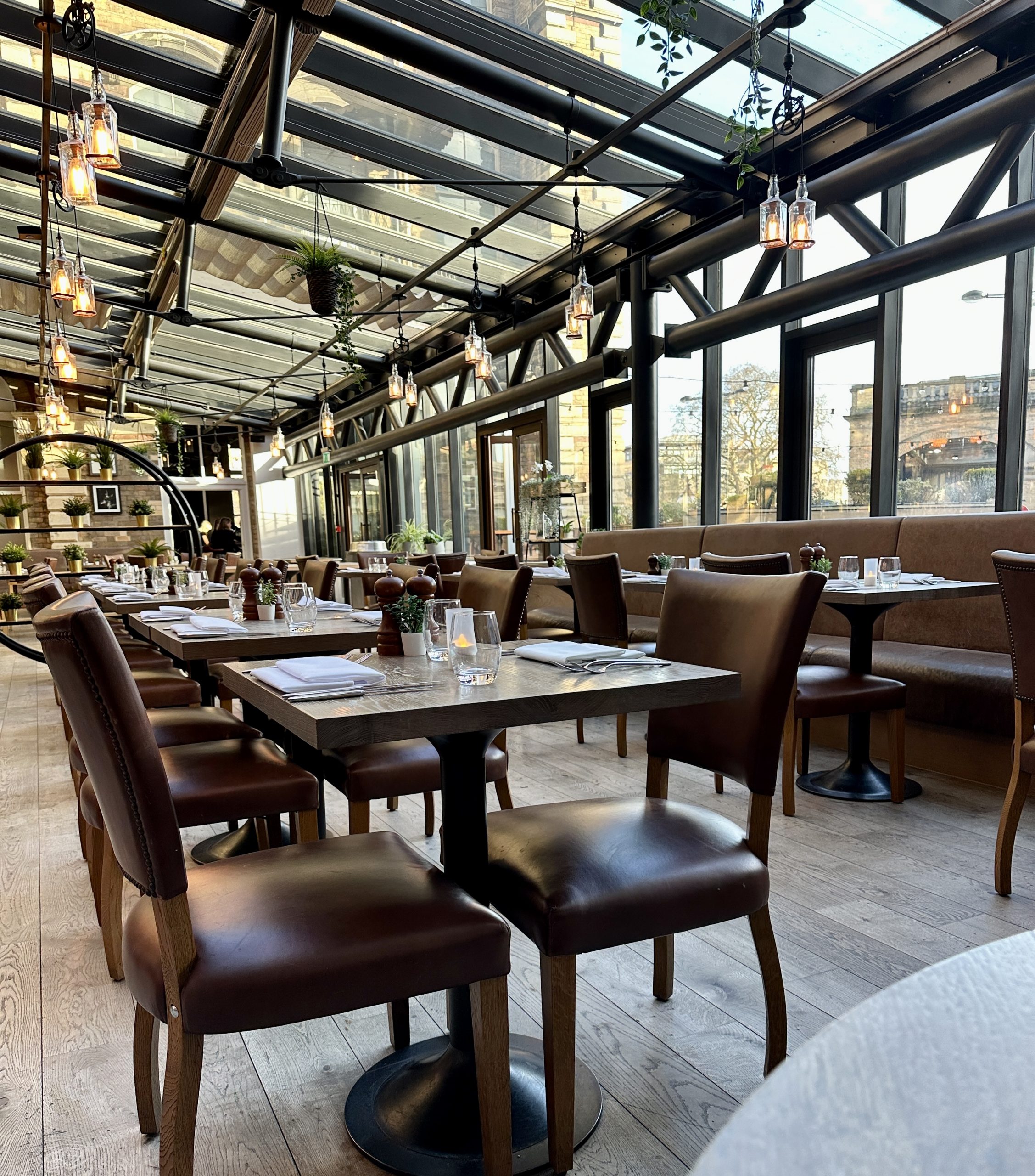Refectory Villanova - mvye0k4