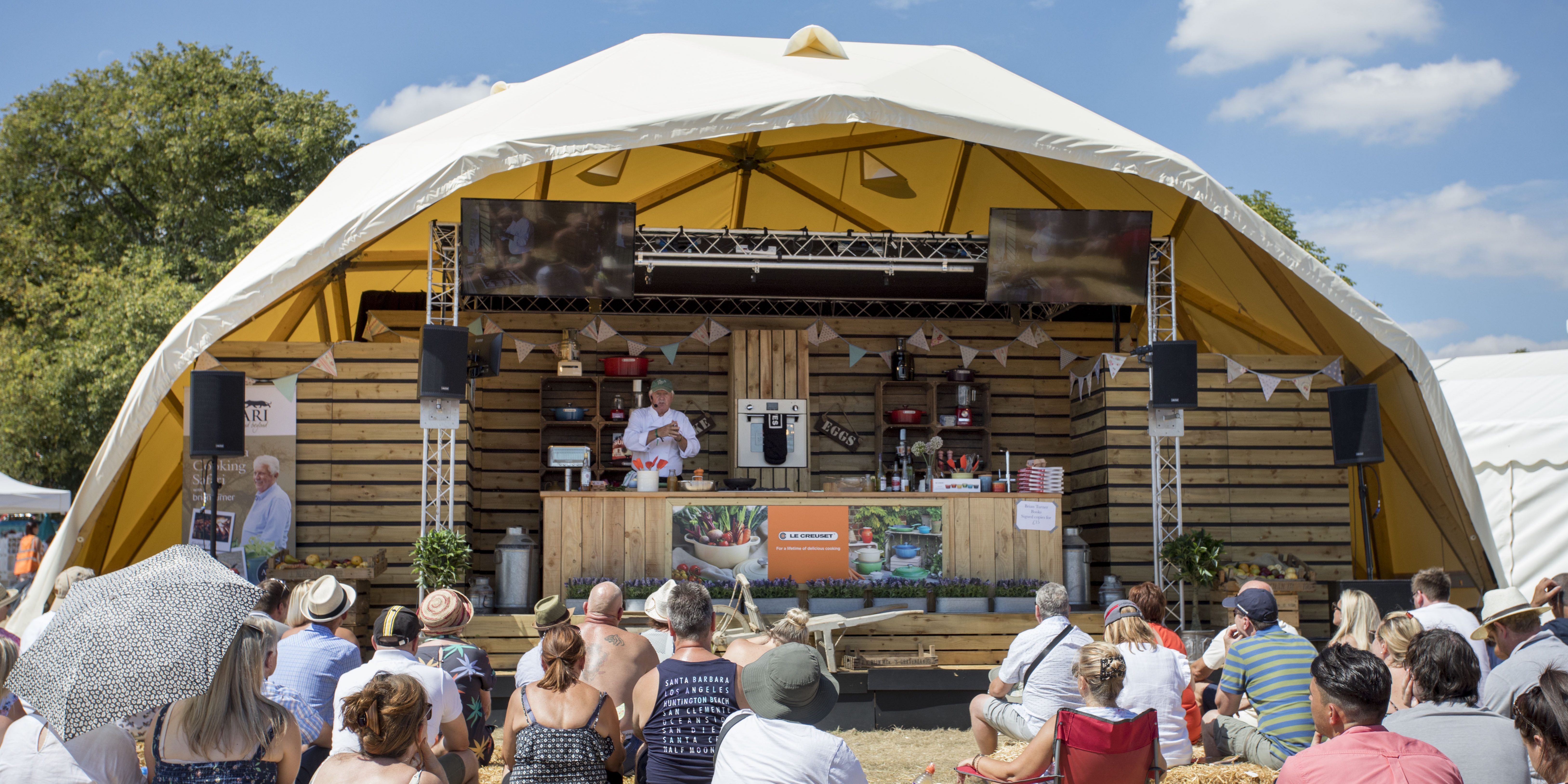 CointryFile Live, 05/08/18paul box ©